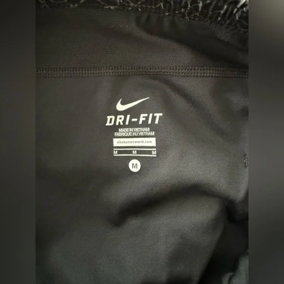 Nike Women's Dri-FIT Tempo Lined Running Shorts, size medium. - Picture 8 of 8